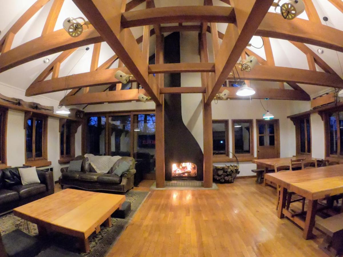 Bed and Breakfast The Joint Hakuba Exterior foto